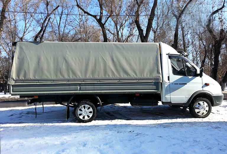 Заказ грузового автомобиля для доставки личныx вещей : 5 пассажиров и 10 сумок из Россия, Тамбова в Украина, Антрацит